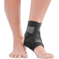 Mueller Ankle With Straps Support - Black