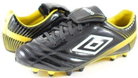 Umbro Lancing A HG Soccer Cleat