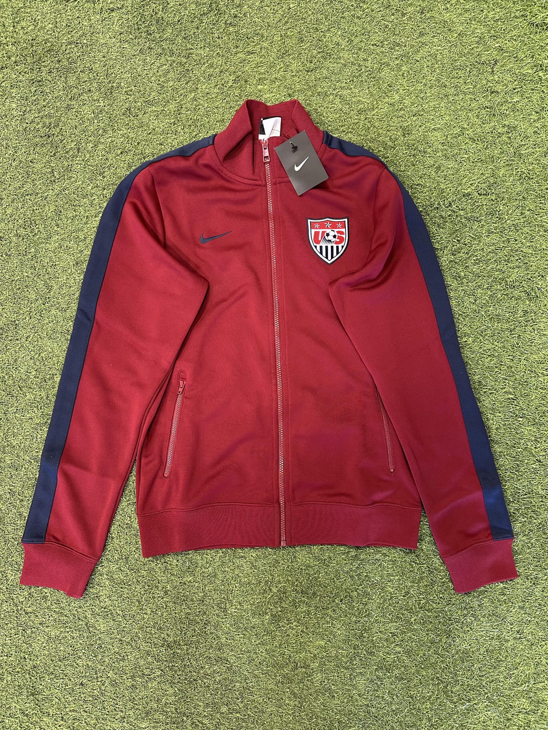Nike USA Men's Jacket - Burgundy