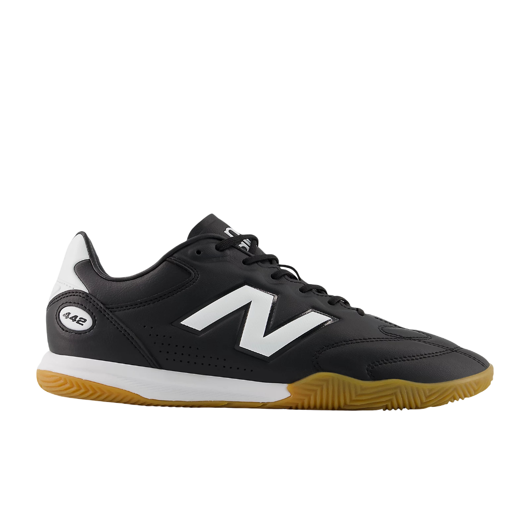 New Balance 442 Pro IN V3